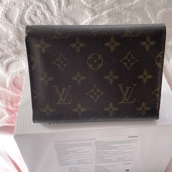 Louis Vuitton Handbags - Authentic LV Alexandra Wallet